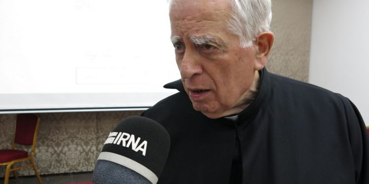 مسلمان و مسیحی با خطر اسراییل مقابله کنند